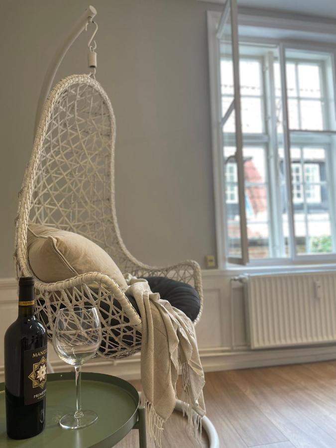 Ferienwohnung Marzipan - Im Herzen Der Altstadt, Historisches Gebaeude Mit Modernem Ambiente, W-Lan 뤼베크 외부 사진